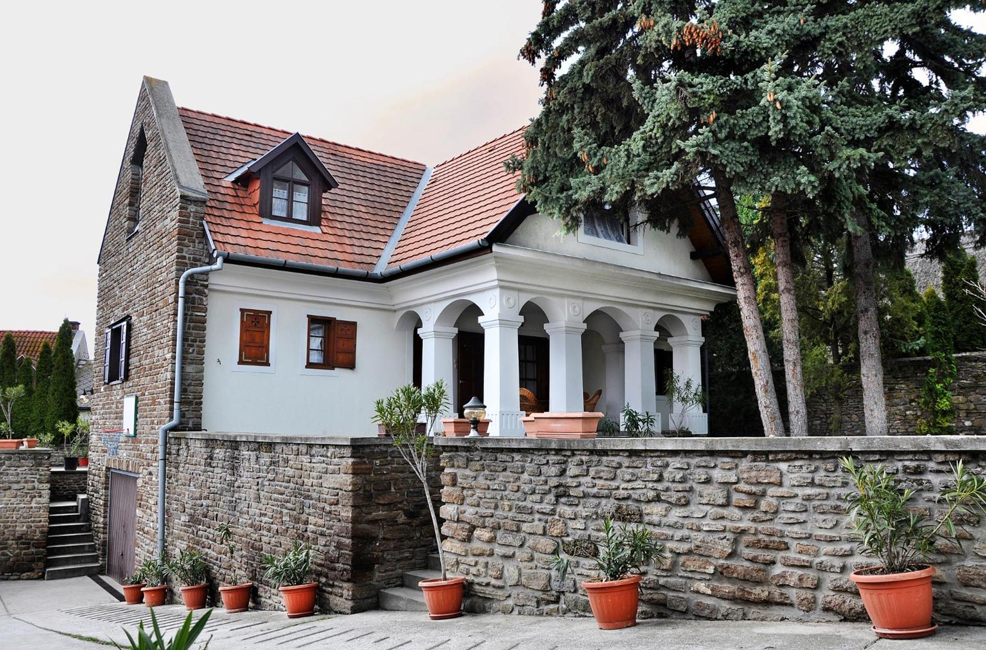 Katerina Vendeghaz Hotel Tihany Exterior photo